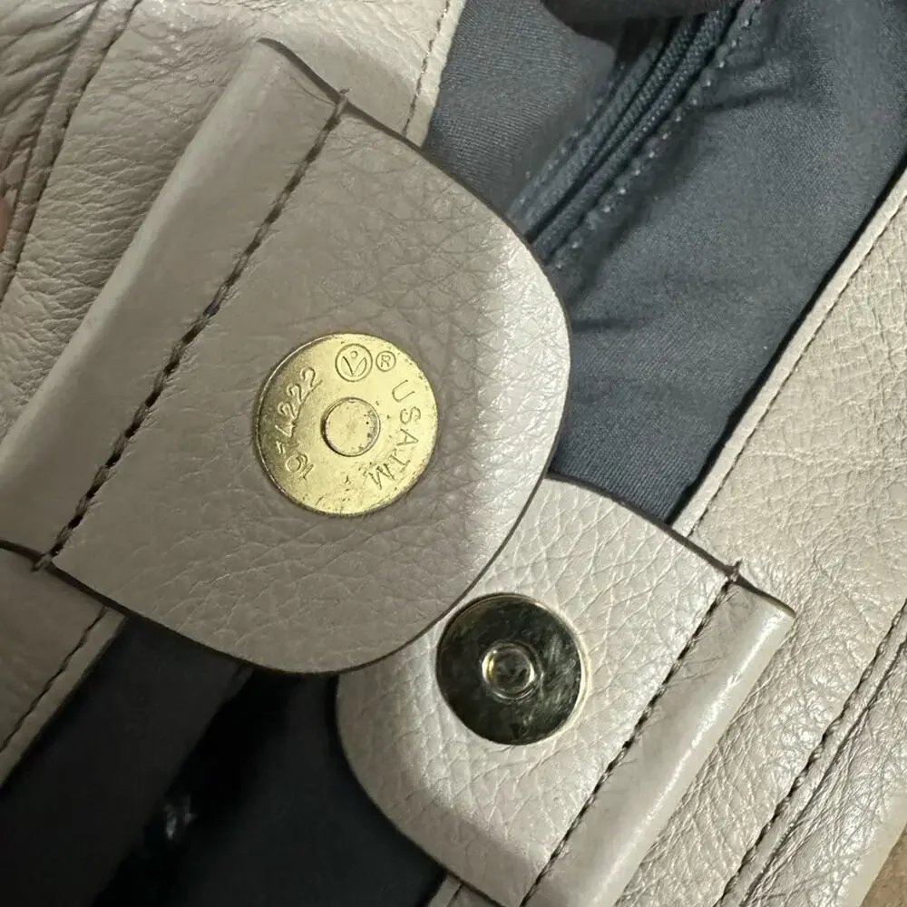 Marc‎ Jacobs Cream Pebble Leather Hobo/crossbody Bag With Long Strap